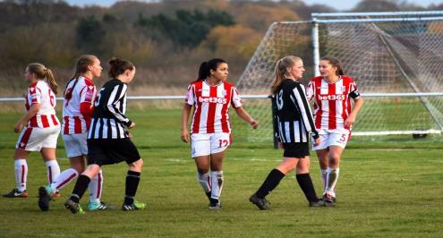 سارة عصام لاعبة ستوك ليلا كورة.. أتعلم من ميسي وصلاح.. ومصر ستجمع 4 نقاط في المونديال